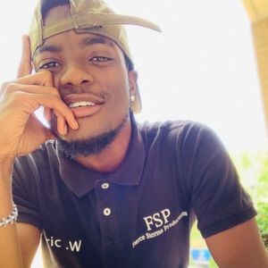 Meet your Posher, Eric